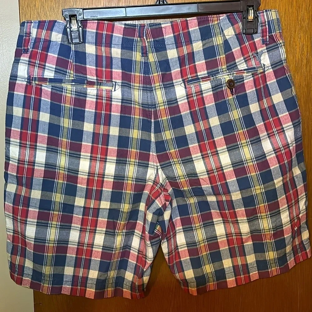 American Eagle Men’s Shorts Size 34